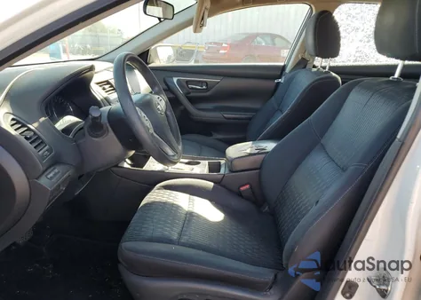 2016 Nissan Altima 2.5 from USA, damaged, VIN 1N4AL3AP4GN366572